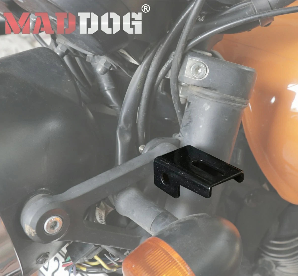 MADDOG - UNIVERSAL HEADLIGHT CLAMP